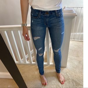 Joe’s Skinny Distressed Jean - 26
